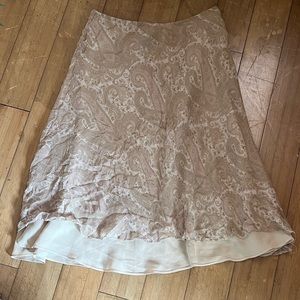 Super cute vintage skirt!